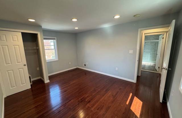 Nice 1 Bedroom in Trendy Lawrenceville Gallery 4