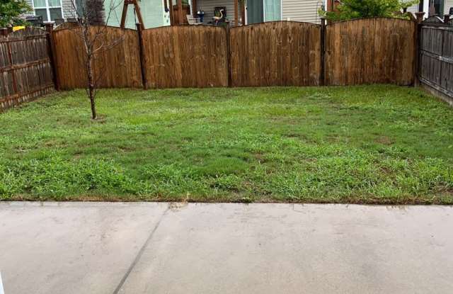 REDUCED!! 3 Bedroom 2.5 bath house photos photos