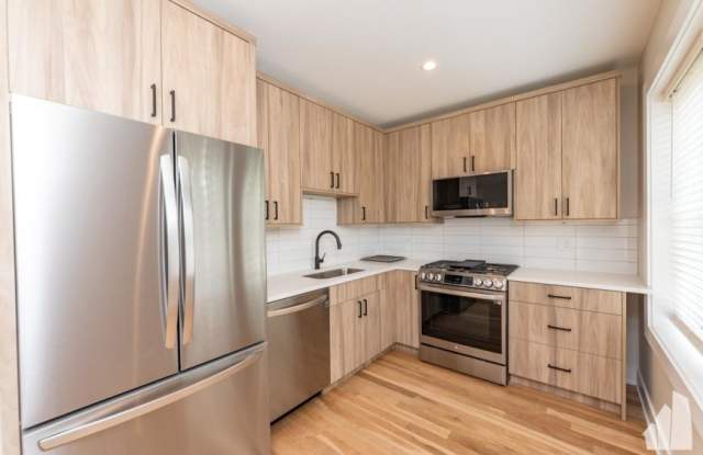 4953 N Oakley photos photos