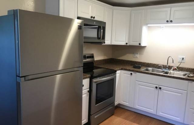 3113 Illinois Ave - 4 photos photos