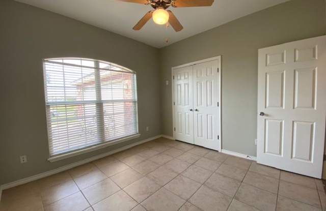 DON'T MISS THIS INCREDIBLE SOUTHSIDE LEASING OPPORTUNITY! Gallery 4