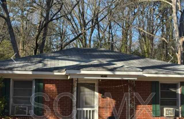 2423 Crestview photos photos