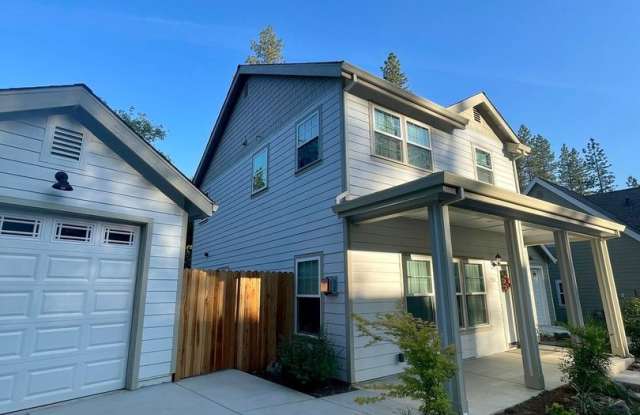 Modern 3 Bedroom 2.5 Bathroom House Close to Downtown Nevada City photos photos Modern 3 Bedroom 2.5 Bathroom House Close to Downtown Nevada City photos photos