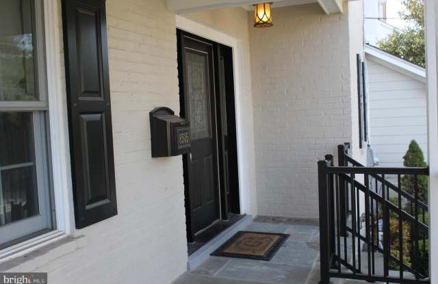 8505 HAZELWOOD DR Gallery 4
