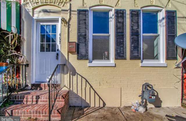 Spacious 4 Bedroom in York City - Coming Soon - 457 Salem Avenue, York, PA 17401