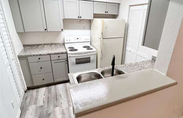 1023 S HIAWASSEE Road Gallery 4
