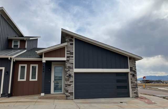 3 Bedroom Ranch with Finished Basement Available Now! photos photos