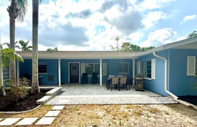 716 50th Street Court West Gallery 2