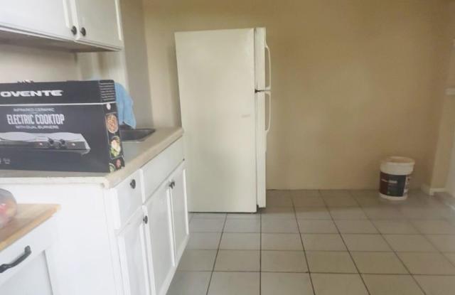 5010 PIMLICO Court Gallery 1