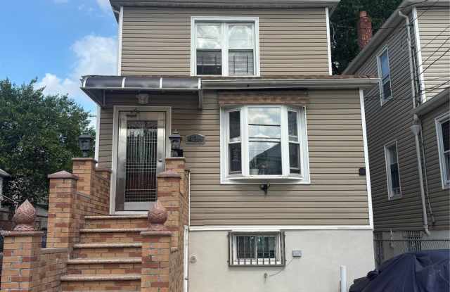 436 Taylor Avenue photos photos