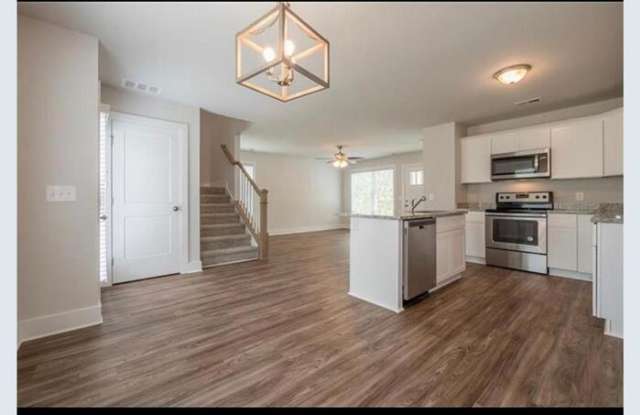 3575 Continental Drive Gallery 2