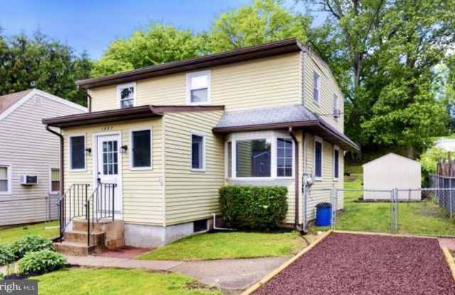 1557 FAIRVIEW AVENUE - 1557 Fairview Avenue, Bucks County, PA 19047