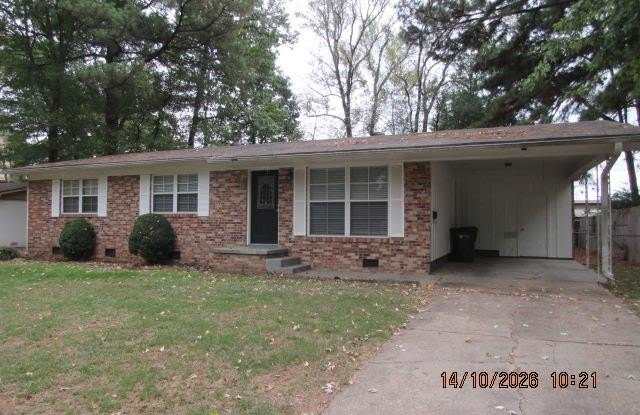 2407 Meadow Drive Gallery 1