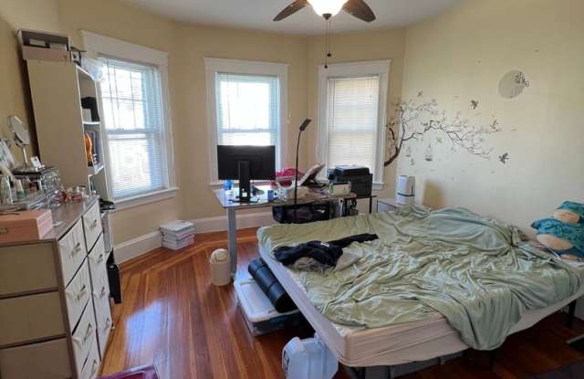 340 Beacon St #2B Somerville MA 02143 Gallery 3