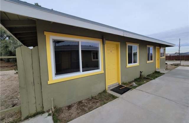 961 Manzanita Drive - 961 Manzanita Drive, Barstow, CA 92311