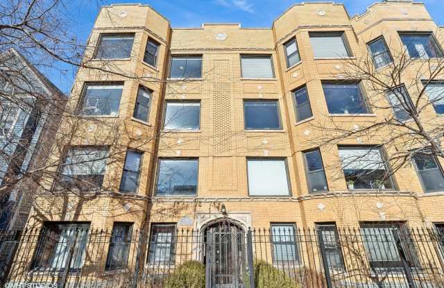 3106 W Lyndale Street photos photos
