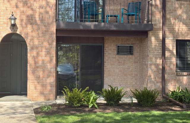 612 N SHADY RETREAT Road photos photos