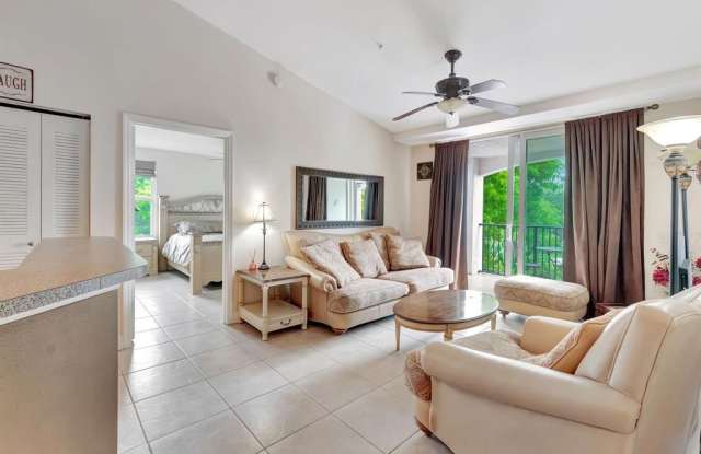 923 Villa Cir Gallery 2