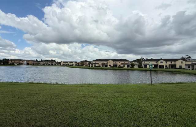 2381 SEVEN OAKS Drive Gallery 3
