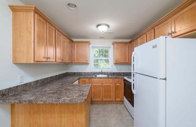 327 College Manor Ave photos photos