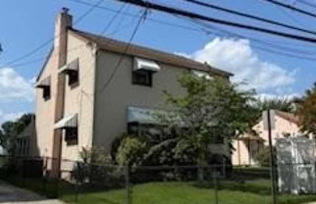 862 PENN STREET photos photos