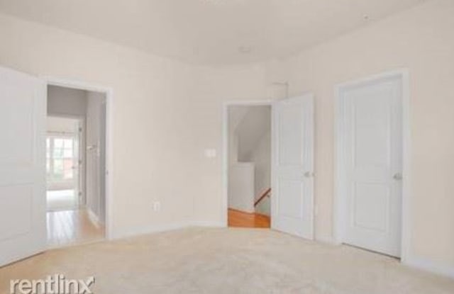 4328 Kennedy St Gallery 2