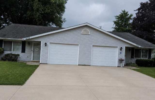 1329 Dousman Street photos photos