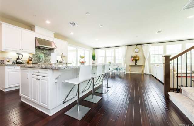 163 Newington Gallery 3
