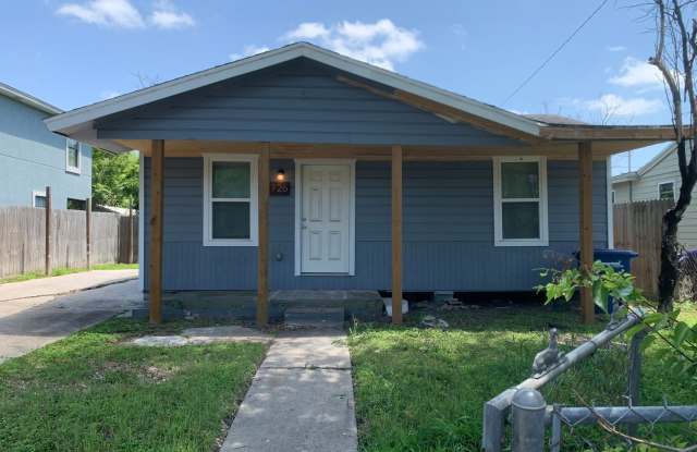 1726 Sherman - 2/Bed 1/Bath - $1300/month photos photos