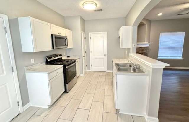 10236 Sterling Ridge Drive Gallery 4