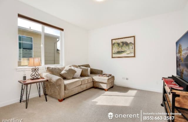 8139 18th Ave SW - 8139 18th Avenue Southwest, Seattle, WA 98106