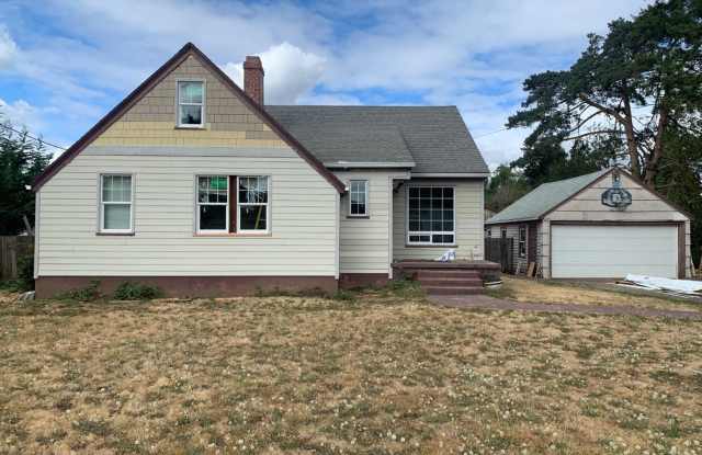 Spacious Three Bedrooms, One Full Bath, Two-Story Home with Large Yard  Two-Car Garage - 3017 Southeast Holly Avenue, Oak Grove, OR 97222