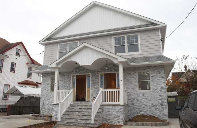 171 Cleveland Avenue - 171 Cleveland Avenue, Mineola, NY 11501