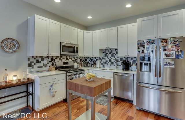 1408 Montello Ave NE Unit 1 Gallery 4