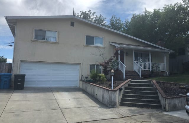 579 Buckeye Street - 579 Buckeye Street, Vacaville, CA 95688