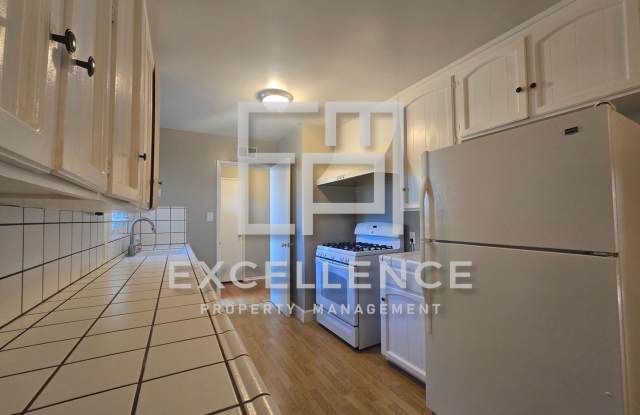 Willow Glen 3 Bedroom + Office With Attached Bathroom, Yard with Covered Patio, Strict One Pet Negotiable Gallery 3