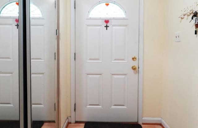 18819 BIRDSEYE Drive Gallery 3
