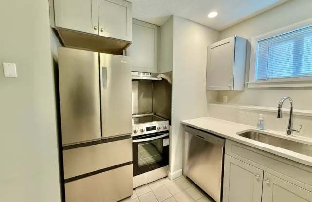 8 Friend St. photos photos