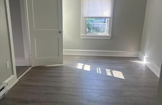 371 E BROADWAY photos photos