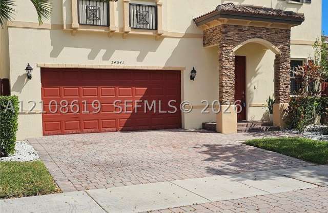 24041 SW 114th Pl Gallery 1