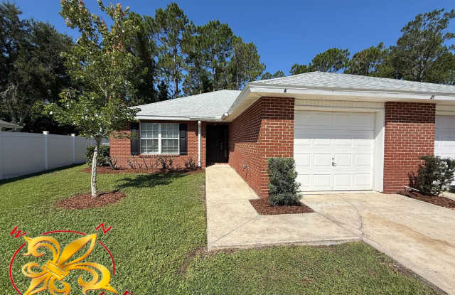 $1595 3/2 - K- Section Great Location Off 100 and Close to Everything! photos photos