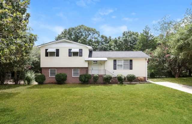 105 Holland Court photos photos