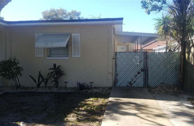 2031 CALUSA TRAIL - 2031 Calusa Trail, Holiday, FL 34692