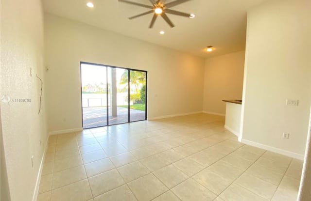 7738 SW 188th Ter #0, Miami FL - 7738 SW 188th Ter, Cutler Bay, FL 33157