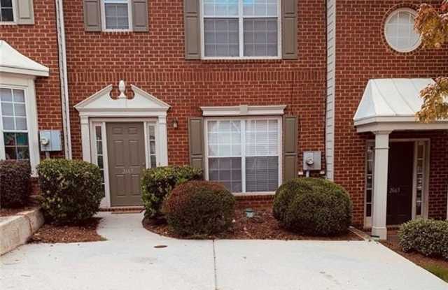 2667 Parkway Trail Gallery 1
