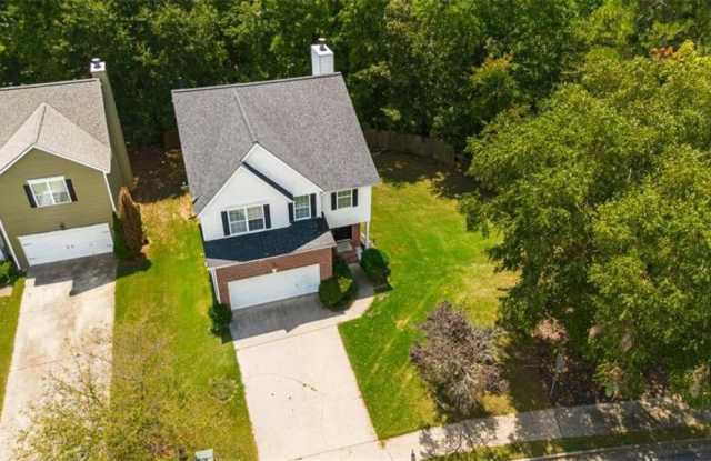 310 Sugarberry Lane Gallery 2