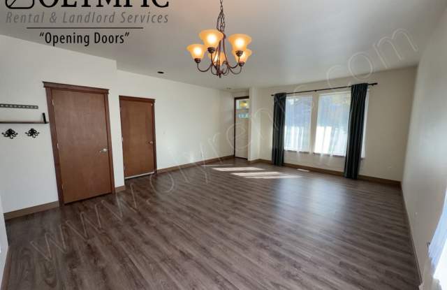 8602 28th Way SE Gallery 4