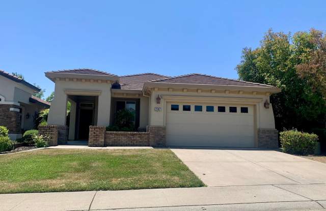 4 bedroom 2 bath Empire Ranch home photos photos