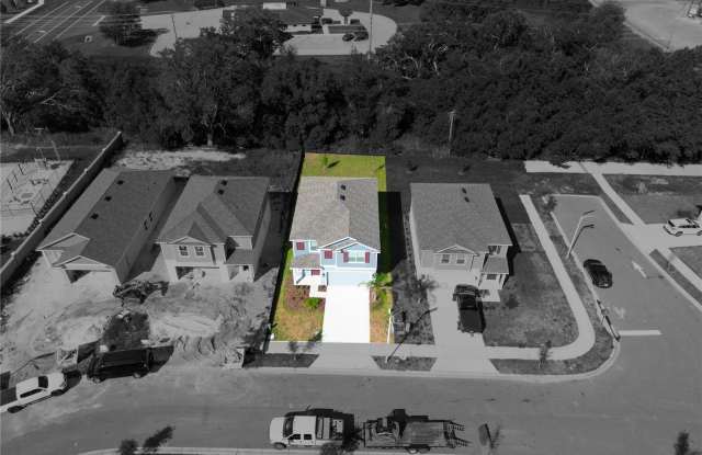 581 BELL PRAIRIE Circle Gallery 2