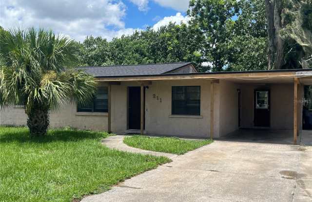 211 5TH JPV STREET - 211 5th Jpv Street, Jan Phyl Village, FL 33880